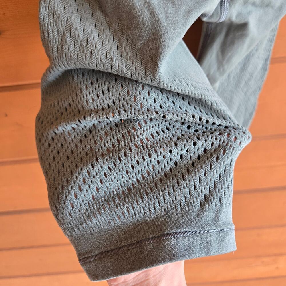 Lululemon Reveal Short Digital Rain Tidewater Teal 4 Athleisure Mesh Bike Yoga - Picture 6 of 7